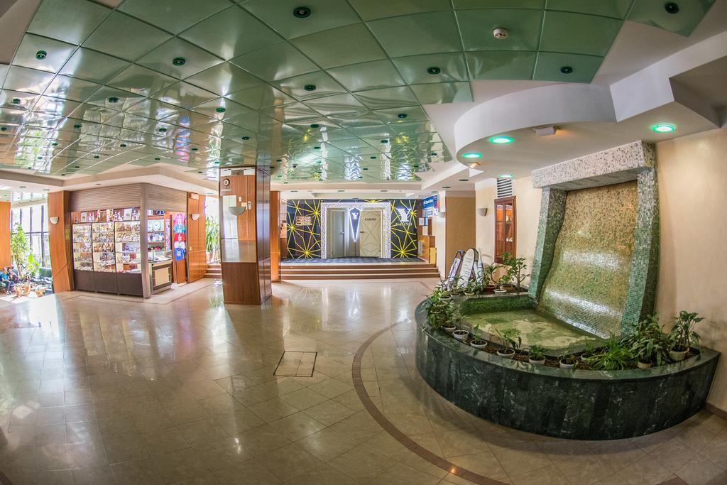 Hotel Yubileiny Minsk Exterior foto