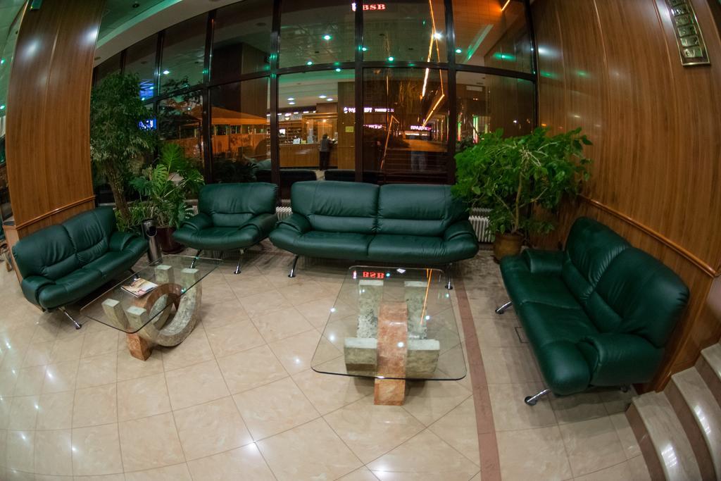 Hotel Yubileiny Minsk Exterior foto